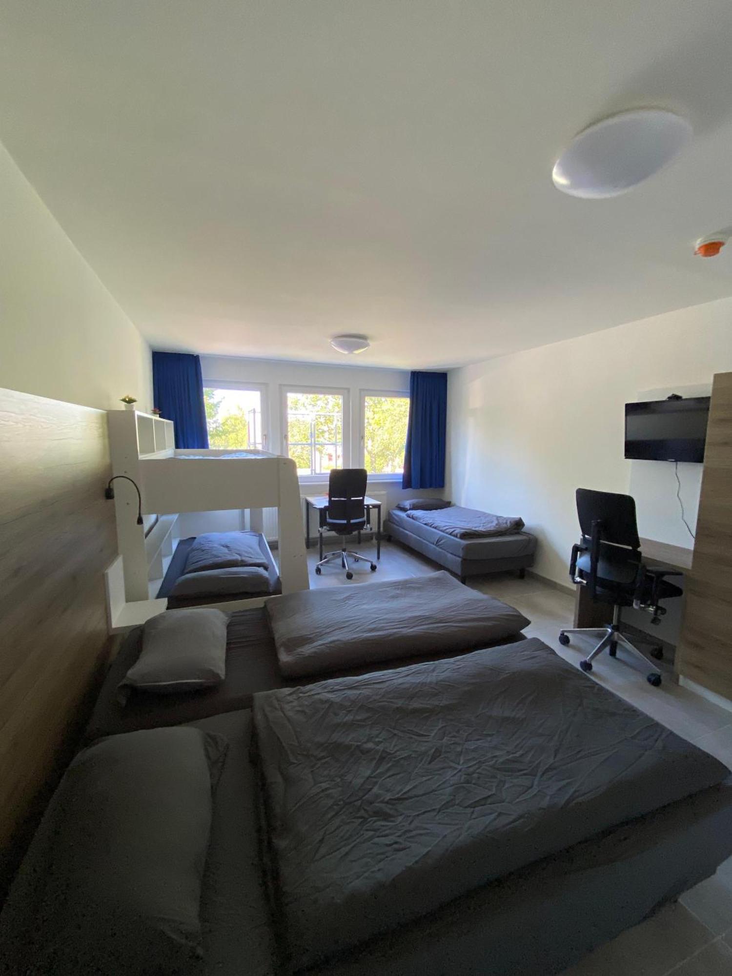 Mk Hostel Oyten - Free Wifi & Parking - 24H Check-In المظهر الخارجي الصورة