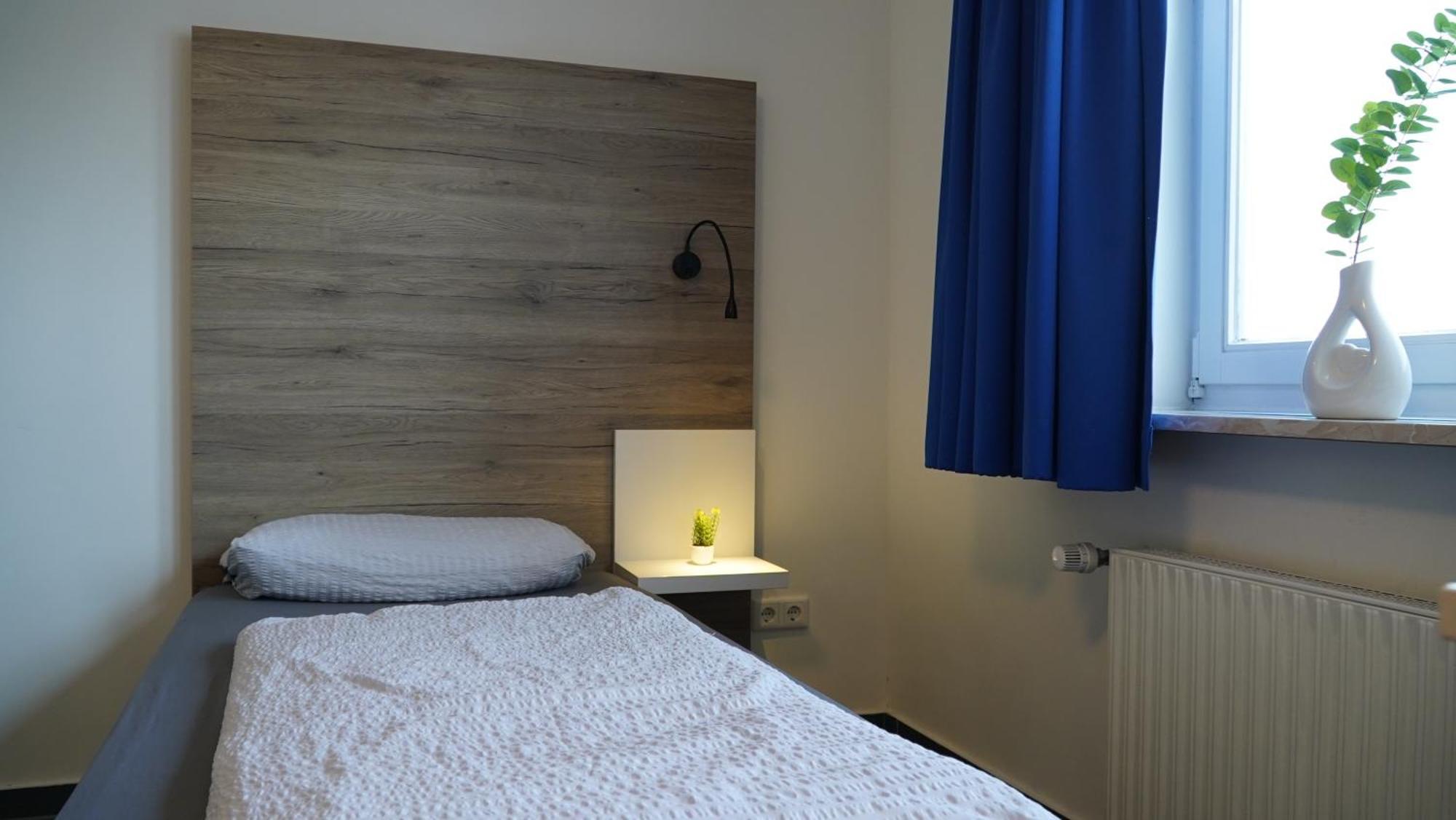 Mk Hostel Oyten - Free Wifi & Parking - 24H Check-In المظهر الخارجي الصورة
