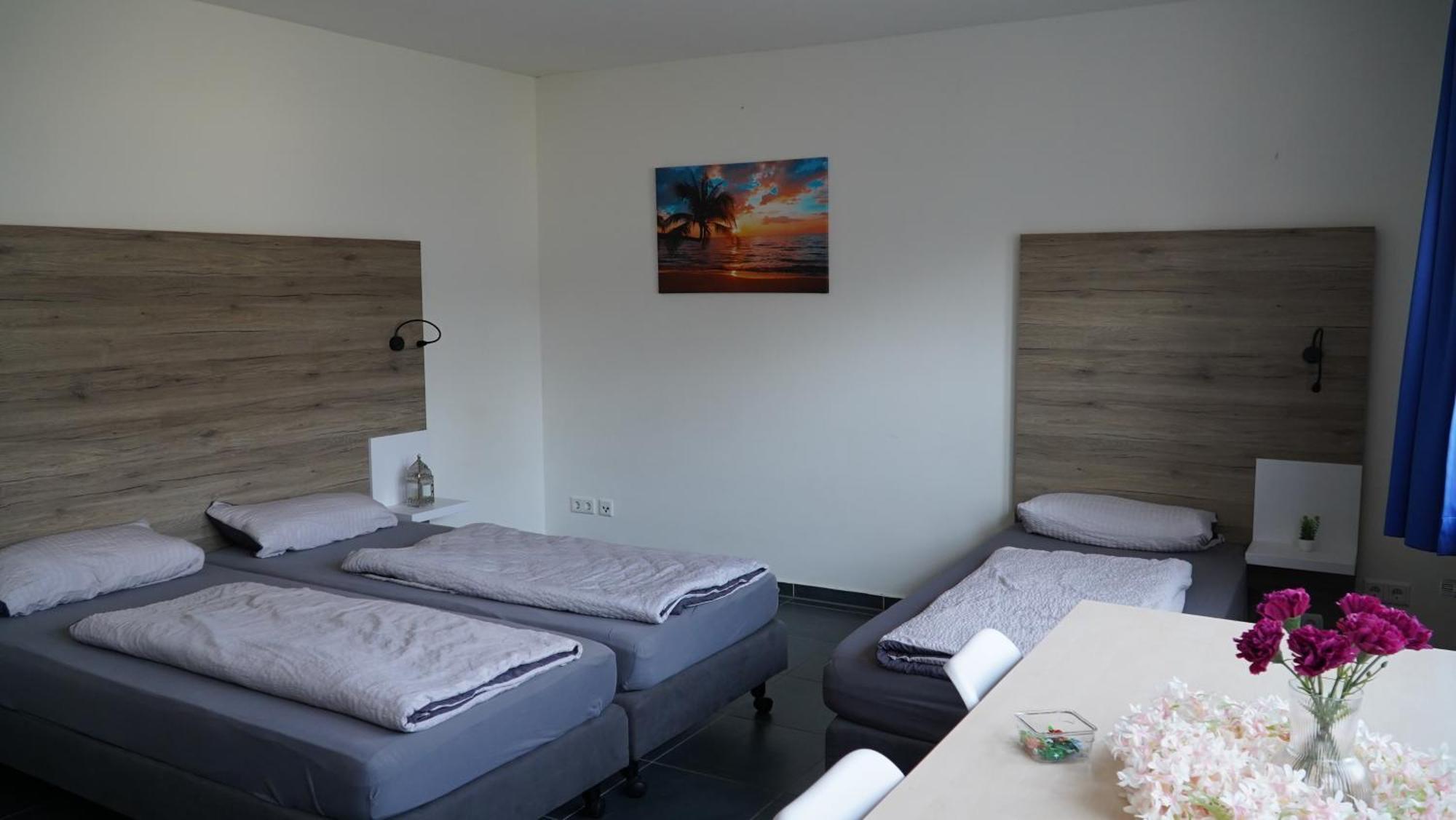 Mk Hostel Oyten - Free Wifi & Parking - 24H Check-In المظهر الخارجي الصورة