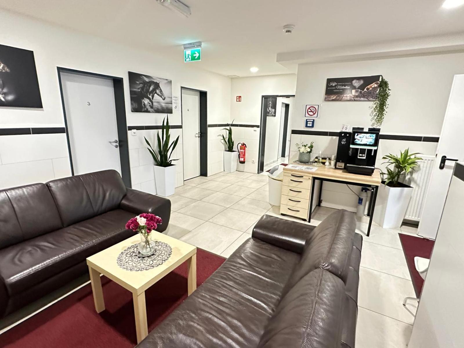 Mk Hostel Oyten - Free Wifi & Parking - 24H Check-In المظهر الخارجي الصورة